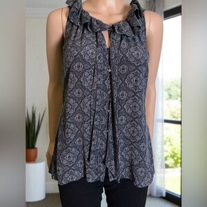 Banana Republic. 100% Silk. Gray Blue Button Up Ruffle Blouse. Size Small.